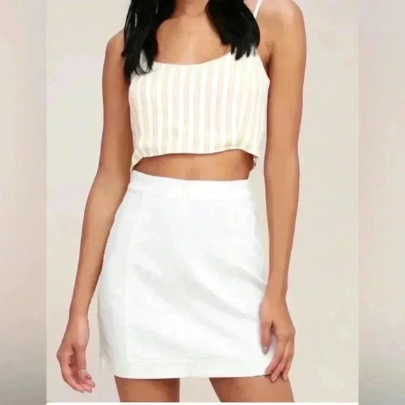 Free People Modern Femme Denim Stark
White Mini Skirt 10 - Picture 1 of 6
